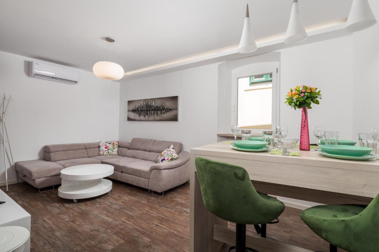 Central Apartments Dalmatina غييكا المظهر الخارجي الصورة